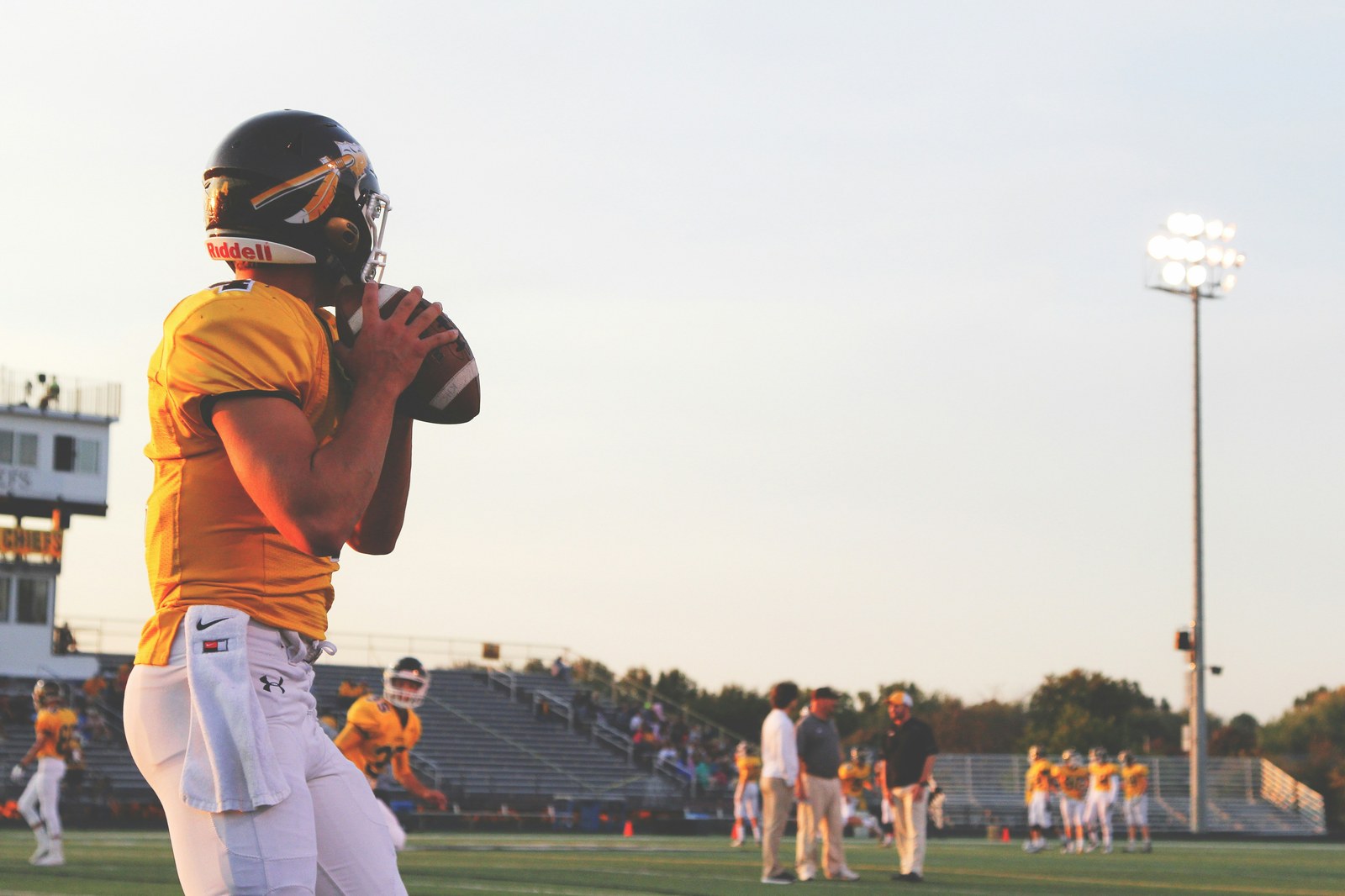 问鼎娱乐app · 体育栏目服务配图（示意）